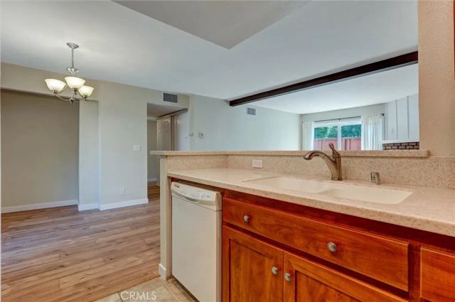 7135 Firmament Avenue 34, Van Nuys, CA 91406