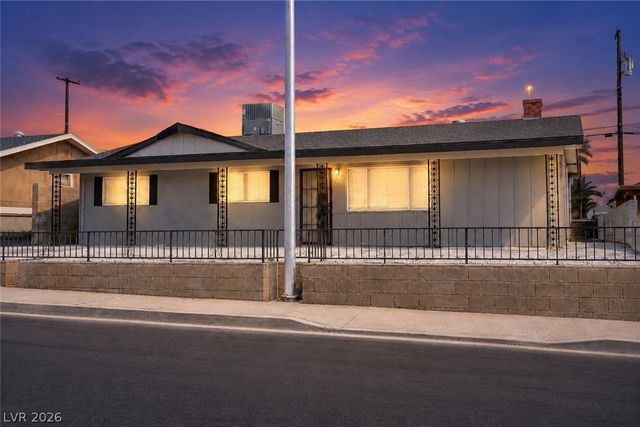 2217 Constantine Avenue, Las Vegas, NV 89101