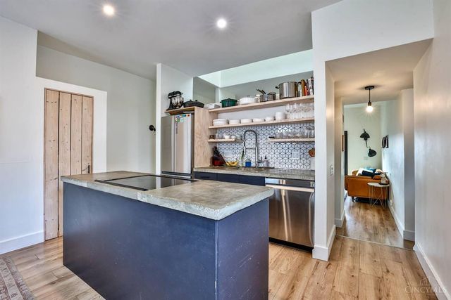 2171 Sohn Street, Cincinnati, OH 45219