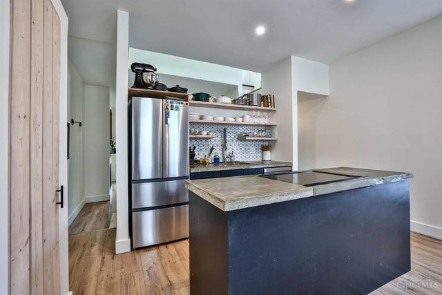 2171 Sohn Street, Cincinnati, OH 45219