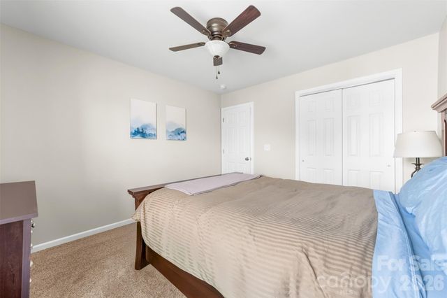 1015 Sparrow Valley Way 121, Charlotte, NC 28214