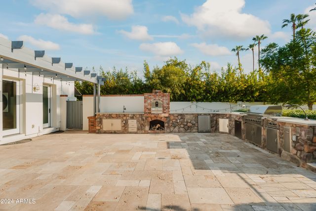 5915 E ARCADIA Lane, Phoenix, AZ 85018