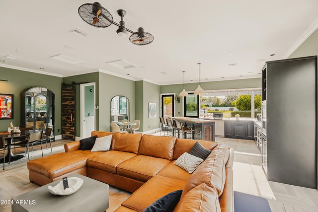 5915 E ARCADIA Lane, Phoenix, AZ 85018
