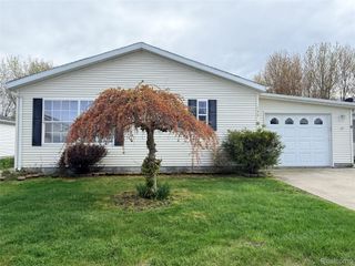 3211 Keewahdin Road 139, Fort Gratiot Charter Township, MI 48059