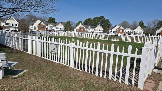704 Rustads CIR, Williamsburg, VA 23188