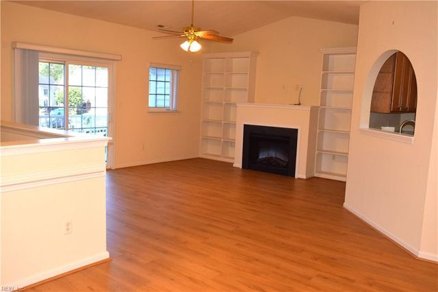 704 Rustads CIR, Williamsburg, VA 23188