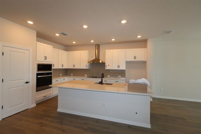 614 KINGSWOOD COURT, Bradenton, FL 34212