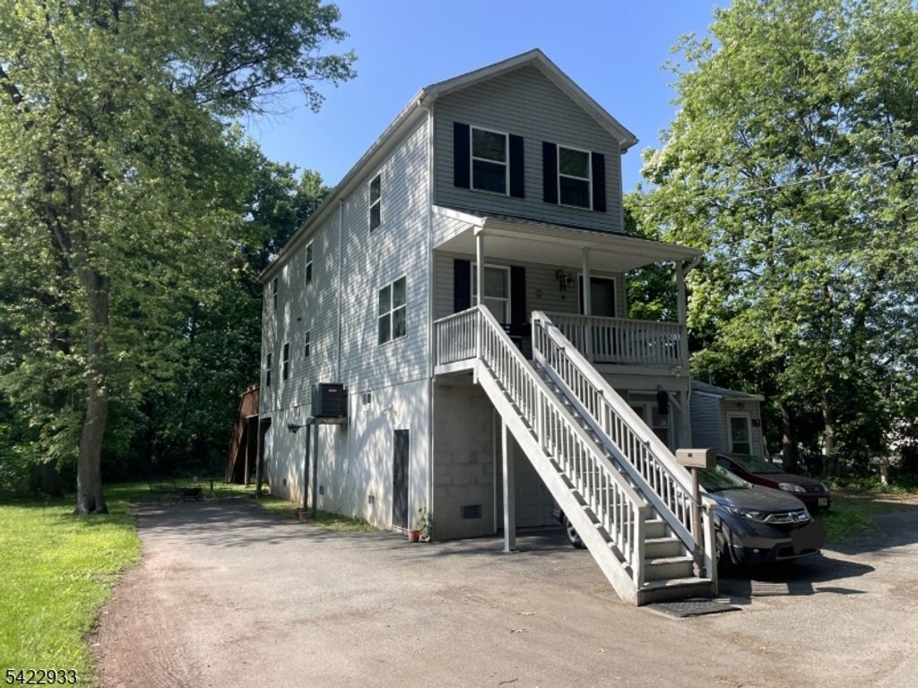 42 Riverlawn Dr, Wayne Twp., NJ 07470 — exterior