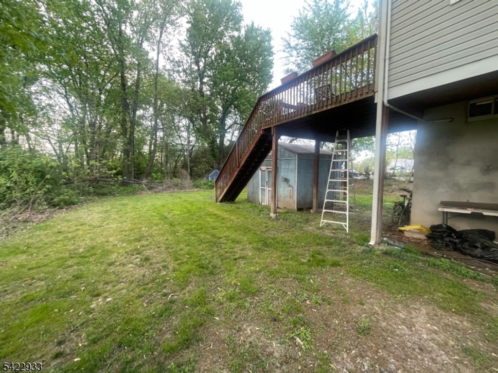 42 Riverlawn Dr, Wayne Twp., NJ 07470 — photo 2