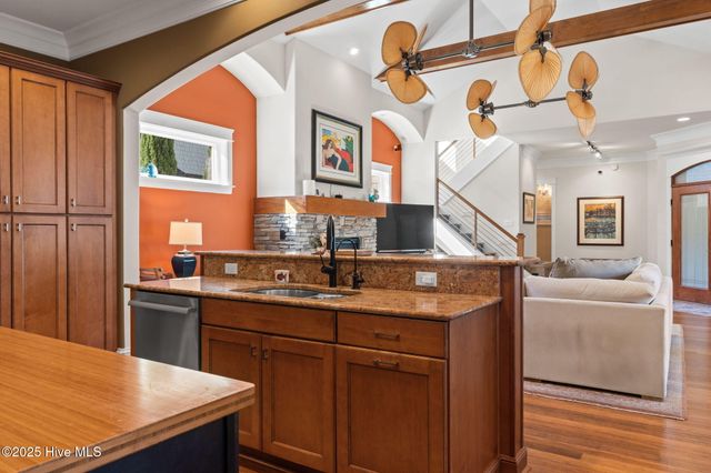 4111 Wyndmere Drive, Southport, NC 28461