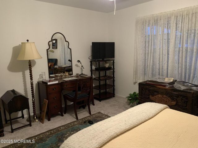5B Buckingham Drive, Lakewood, NJ 08701