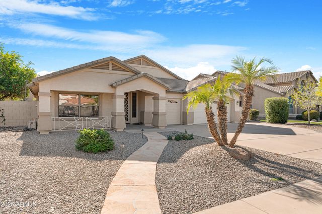 133 E CANYON CREEK Drive, Gilbert, AZ 85295