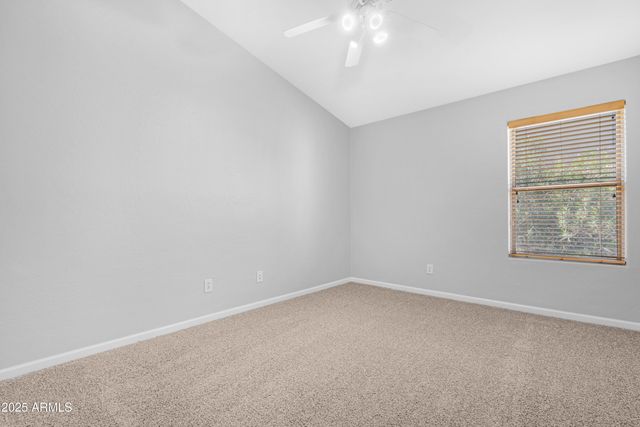 133 E CANYON CREEK Drive, Gilbert, AZ 85295