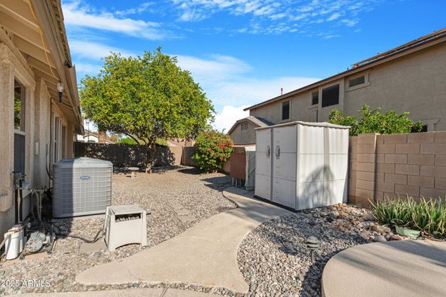 133 E CANYON CREEK Drive, Gilbert, AZ 85295