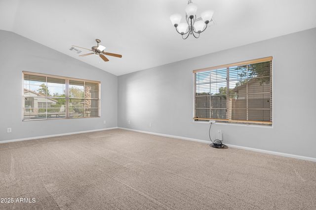 133 E CANYON CREEK Drive, Gilbert, AZ 85295