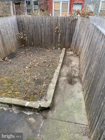 4935 OGDEN ST, Philadelphia, PA 19139