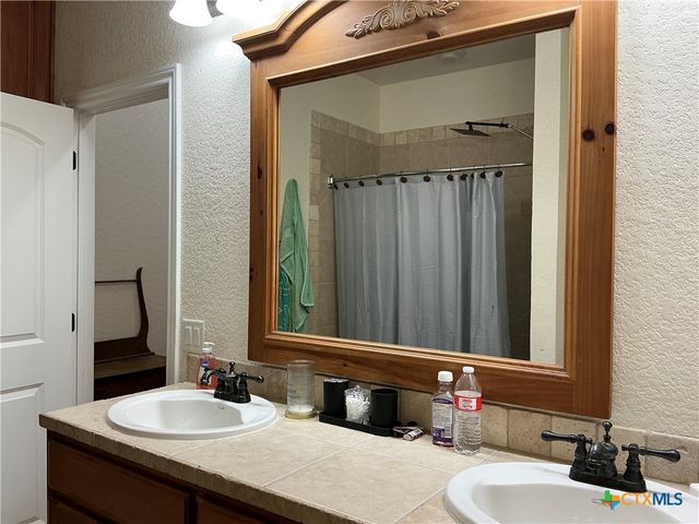 8803 Hampton South Court, Granbury, TX 76049