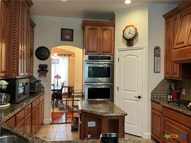 8803 Hampton South Court, Granbury, TX 76049