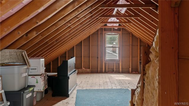 28 Singer Drive, West Seneca, NY 14224