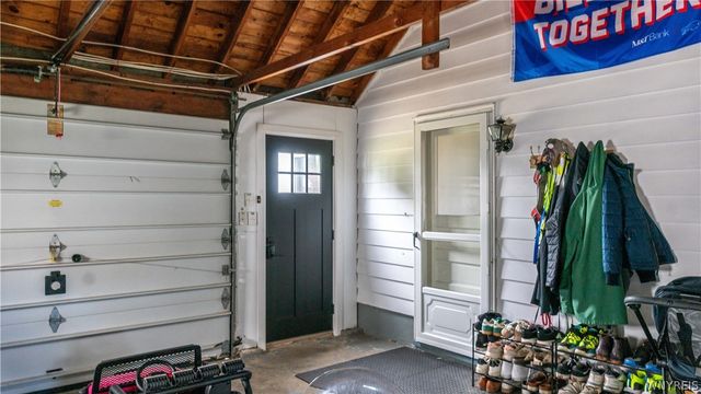 28 Singer Drive, West Seneca, NY 14224