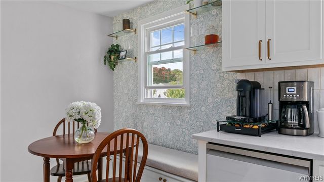 28 Singer Drive, West Seneca, NY 14224