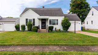 28 Singer Drive, West Seneca, NY 14224