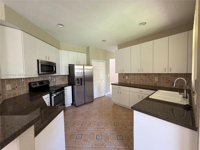 12141 SW 122nd Path, Miami, FL 33186