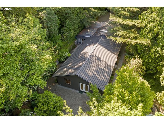 4922 Sw BARNES Rd, Portland, OR 97221