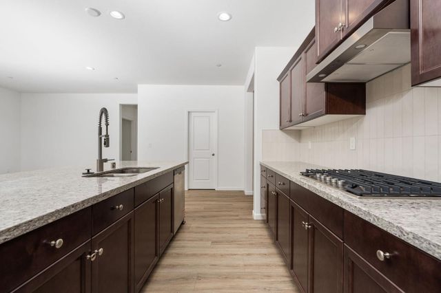 1237 Cathedral Court S, Madera, CA 93636