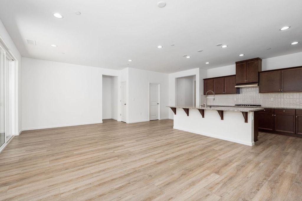 Image 14 of property listing at 1237 Cathedral Court S, Madera, CA 93636