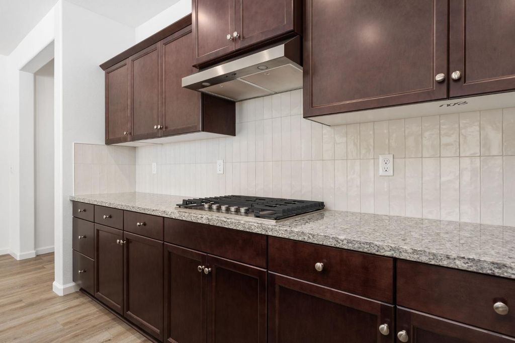 Image 22 of property listing at 1237 Cathedral Court S, Madera, CA 93636