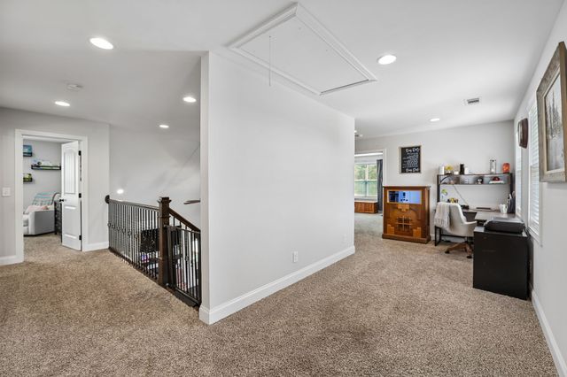 1755 Chicken Rd, Lebanon, TN 37090