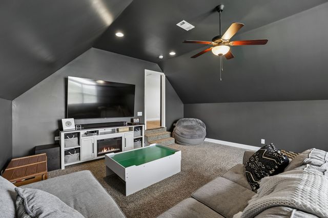 1755 Chicken Rd, Lebanon, TN 37090