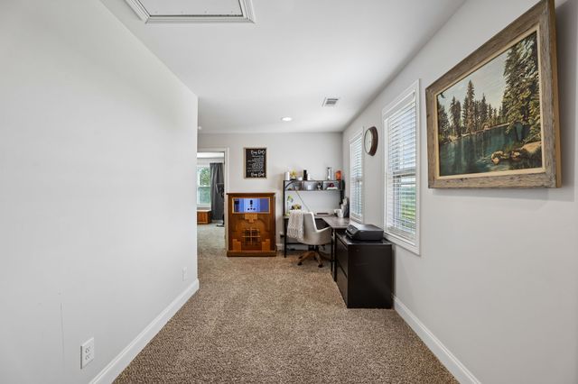 1755 Chicken Rd, Lebanon, TN 37090