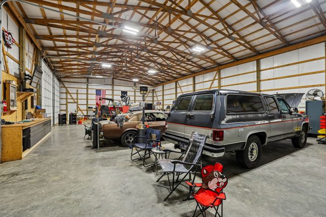 1755 Chicken Rd, Lebanon, TN 37090