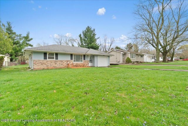 6223 Hilliard, Lansing, MI 48911