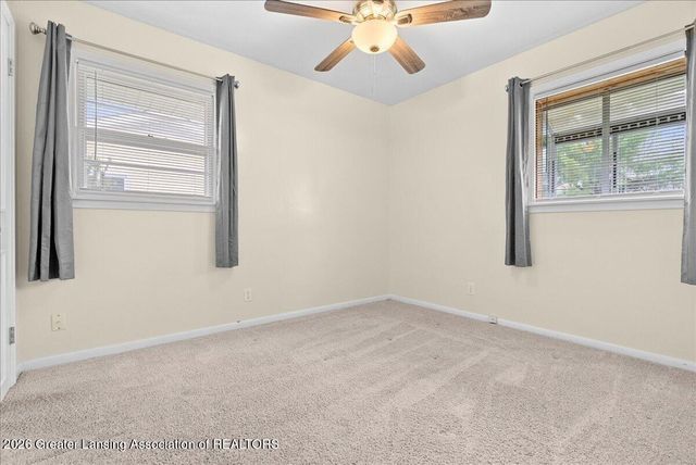 6223 Hilliard, Lansing, MI 48911