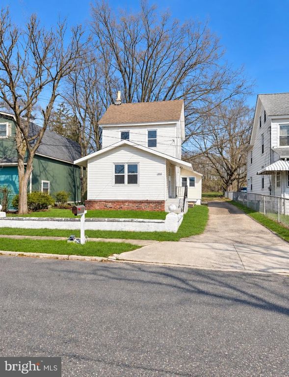 103 LOGAN LN, Bridgeport, NJ 08014