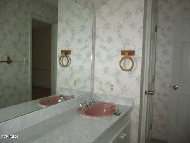 9191 Lesterfield Lane, Glade Spring, VA 24340