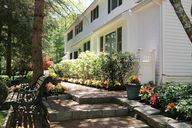 463 North Salem Road, Ridgefield, CT 06877