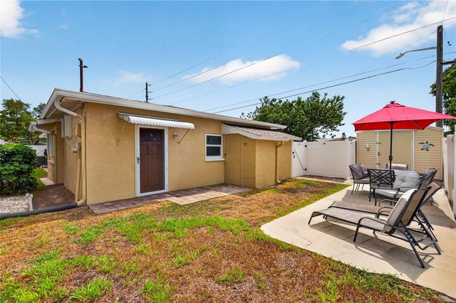 249 54TH STREET N, St Petersburg, FL 33710
