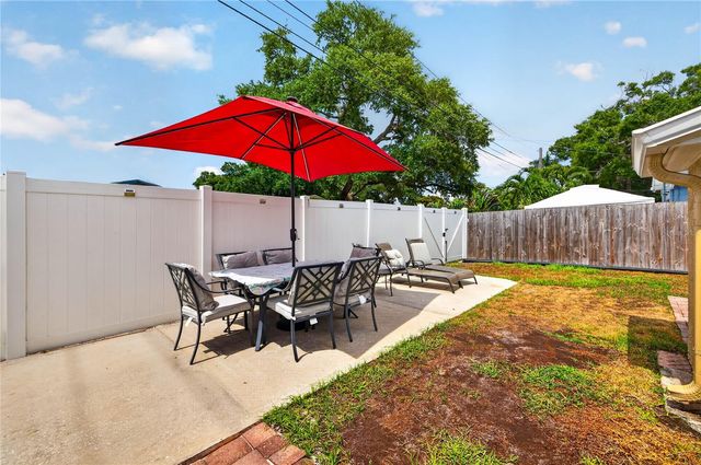249 54TH STREET N, St Petersburg, FL 33710