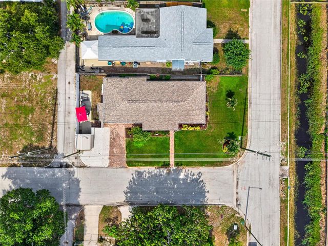 249 54TH STREET N, St Petersburg, FL 33710