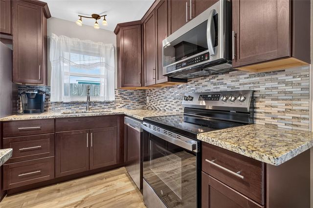 249 54TH STREET N, St Petersburg, FL 33710