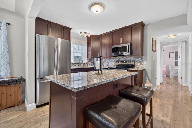 249 54TH STREET N, St Petersburg, FL 33710