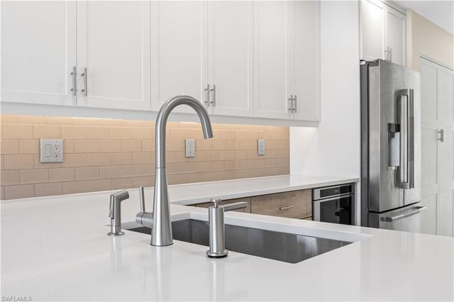 3446 Pinetree DR, St. James City, FL 33956