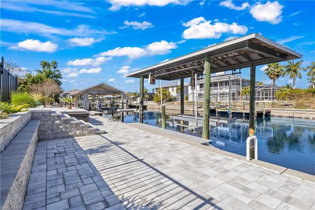 3446 Pinetree DR, St. James City, FL 33956