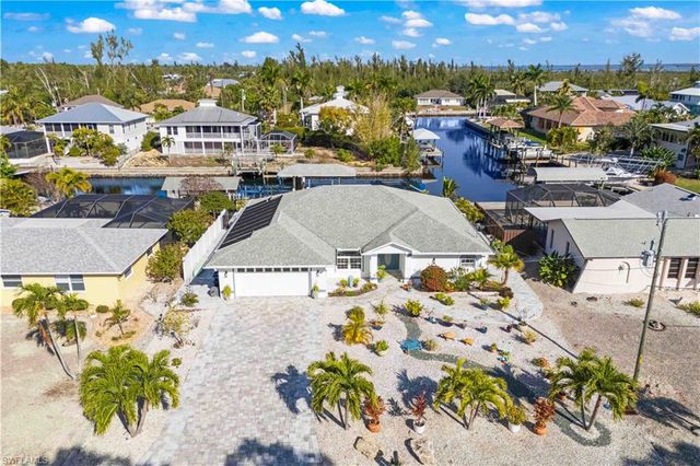 3446 Pinetree DR, St. James City, FL 33956