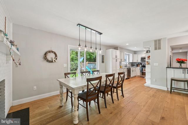 92 BERRYWOOD DR, Severna Park, MD 21146