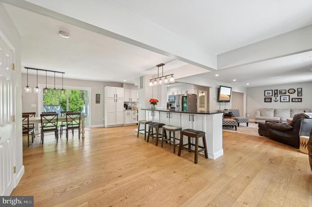 92 BERRYWOOD DR, Severna Park, MD 21146